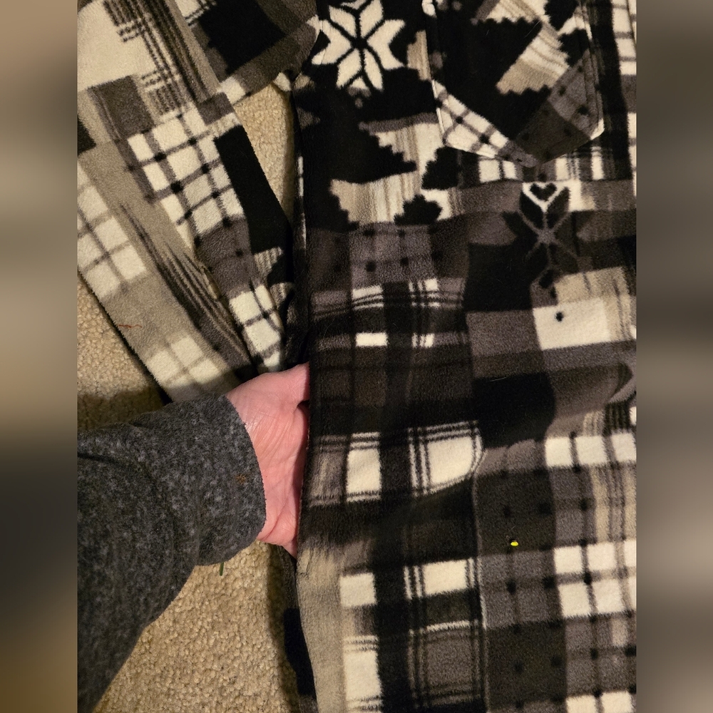 Maurices Patterned Shacket - Medium - Picture 2 of 4